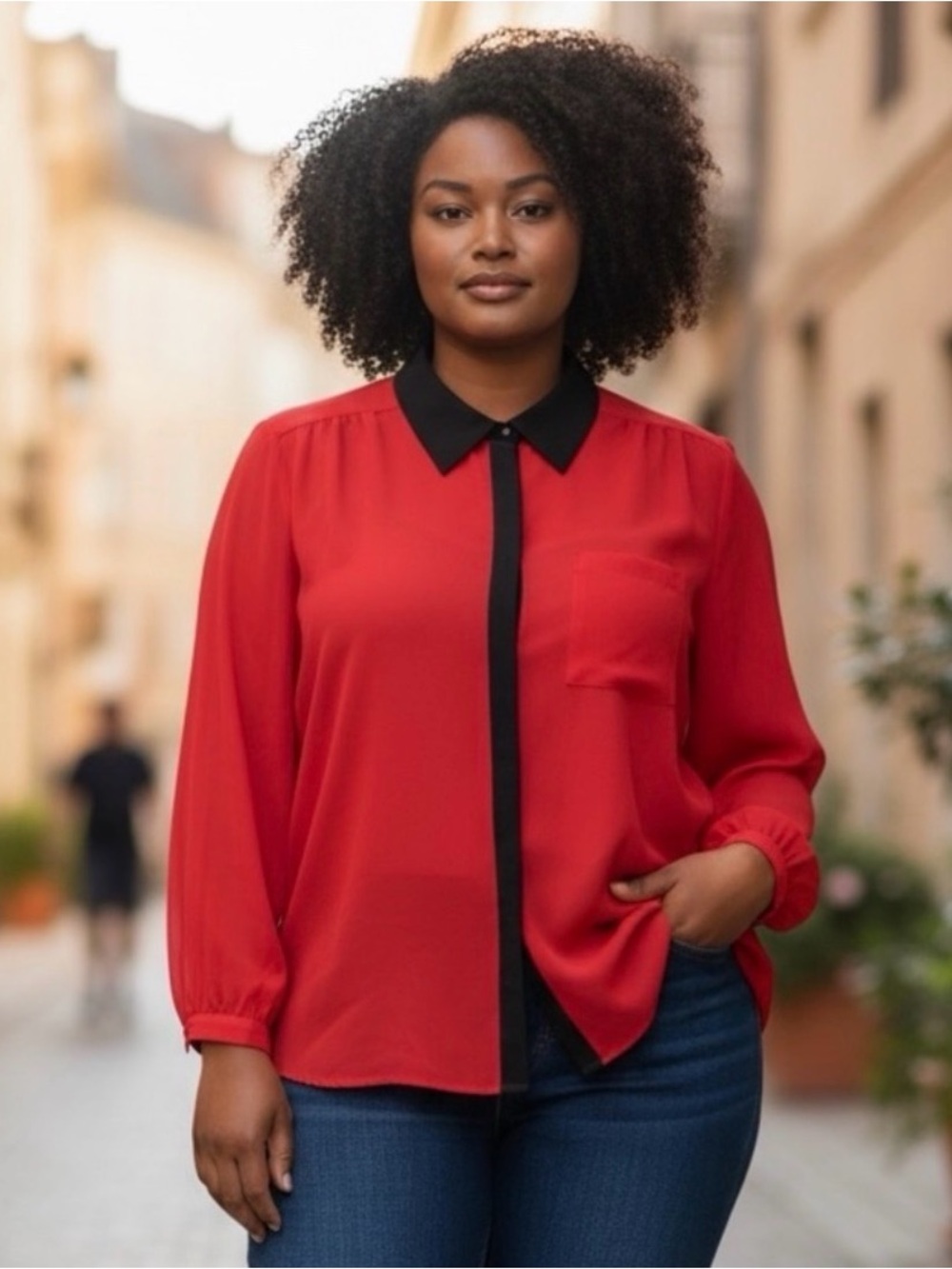 🫶🏻 AGB WomanRed Button-Up Blouse with Black Trim Tank Inside